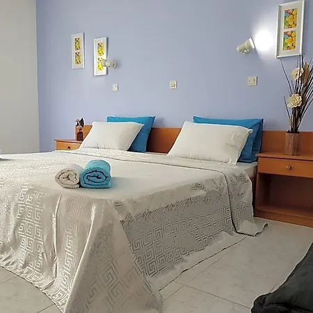 Pyrgos Hotel